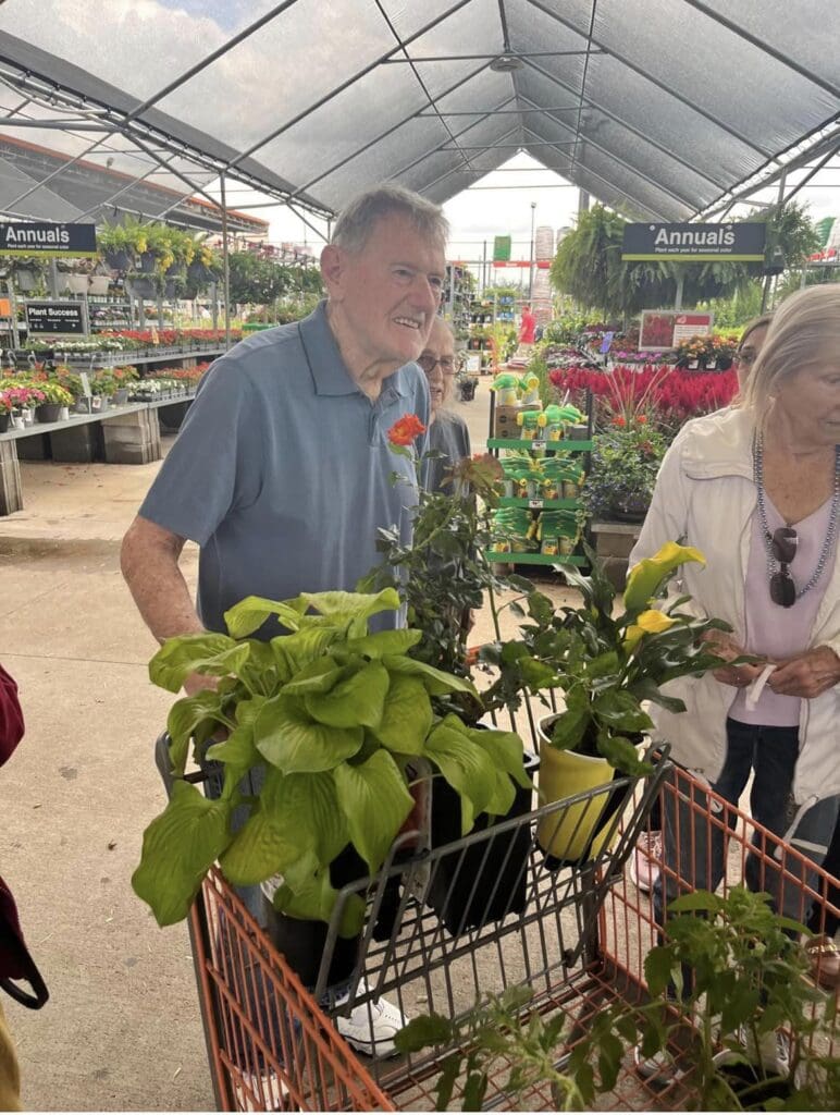 Dolan resident shopping for plants